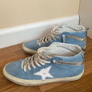 Golden Goose Blue denim w/ white star